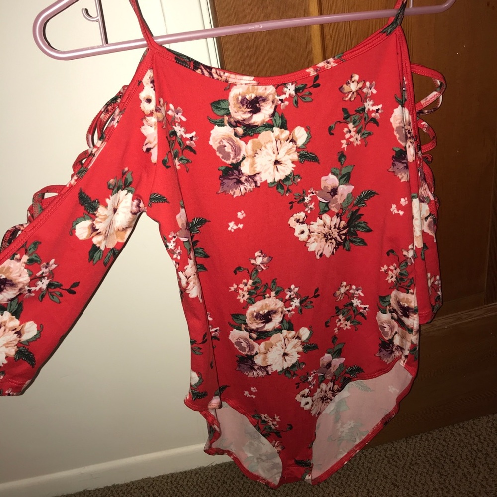 *NEW* Red floral bodysuit by rue21. Never worn